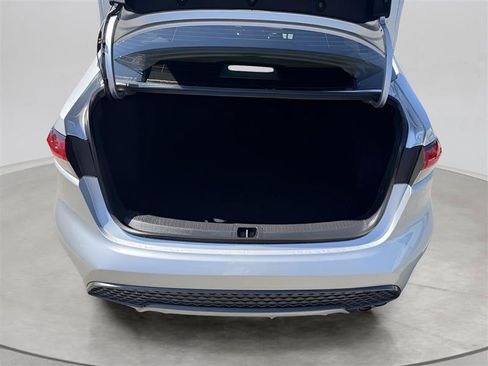 Used 2021 Toyota Corolla SE FWD image 29
