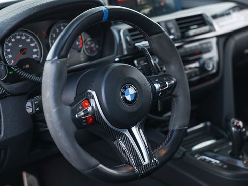 Used 2018 BMW M3 image 40