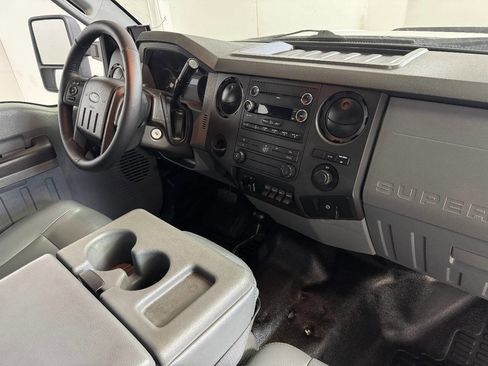 Used 2011 Ford F350 XL w/ XL Value Pkg image 71