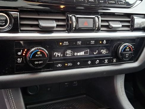 Certified 2023 Nissan Pathfinder Platinum w/ Lighting Package (N93) FWD image 18