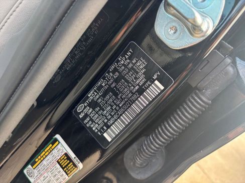 Used 2025 Hyundai Kona SEL image 29