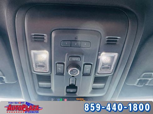 Used 2023 Chevrolet Tahoe High Country image 36