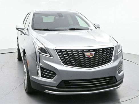Used 2025 Cadillac XT5 Premium Luxury w/ LPO, Floor Liner Package image 2