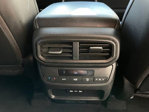 Certified 2025 Honda Pilot EX-L image 37