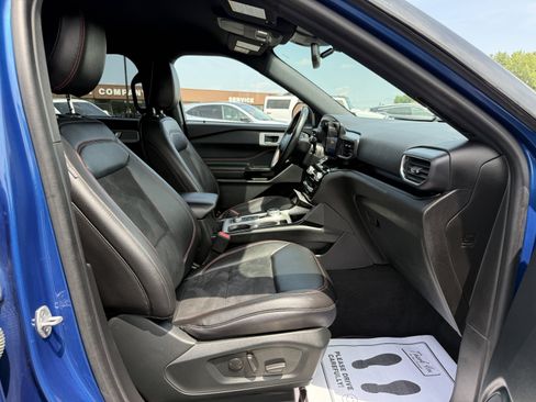 Used 2022 Ford Explorer ST-Line w/ Class IV Trailer Tow Package image 11