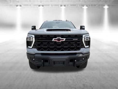 Used 2025 Chevrolet Silverado 2500 ZR2 w/ ZR2 Bison Edition AWD/4WD image 9