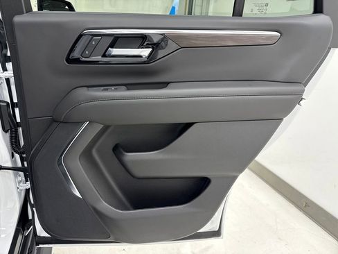 New 2026 Chevrolet Tahoe LS image 11