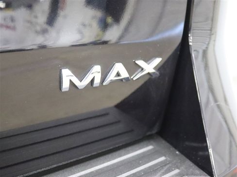 Used 2024 Ford Expedition Max XLT image 10