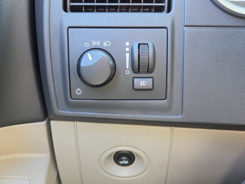 Used 2006 Dodge Charger R/T w/ Convenience Group II RWD image 32