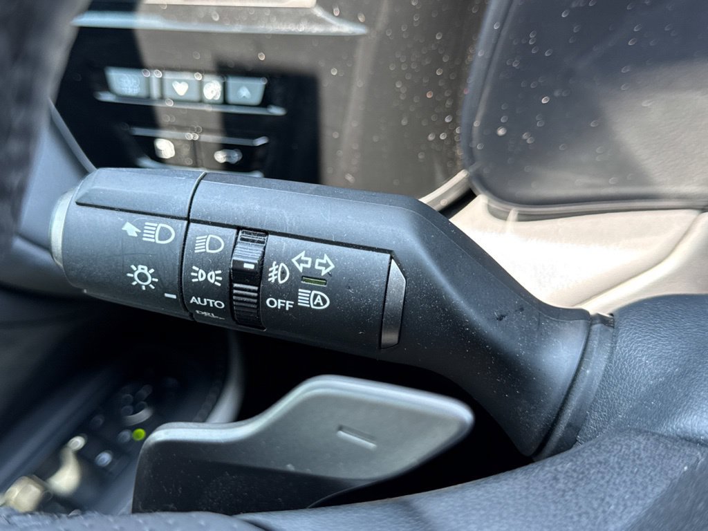 Used 2025 Lexus TX 500h AWD w/ Technology Package image 17