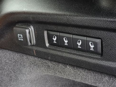 Used 2021 Jeep Grand Cherokee L Summit image 19