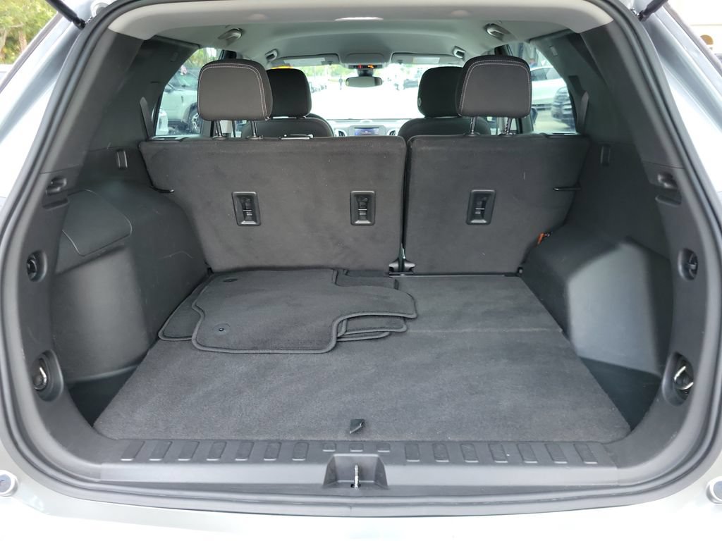Used 2023 Chevrolet Equinox LS FWD image 6