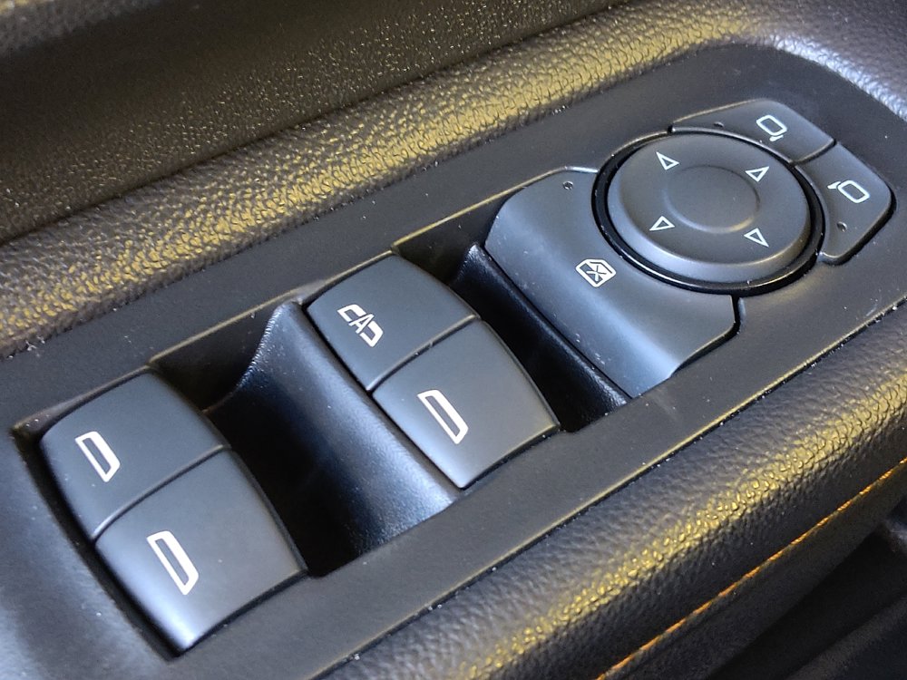 Used 2020 GMC Terrain SLT AWD/4WD image 27
