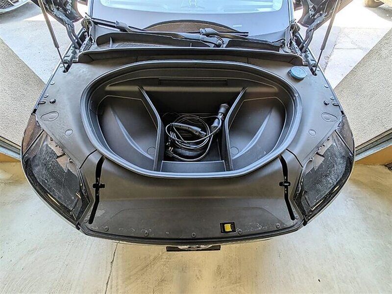 Used 2025 Volvo EX90 Ultra AWD/4WD image 17