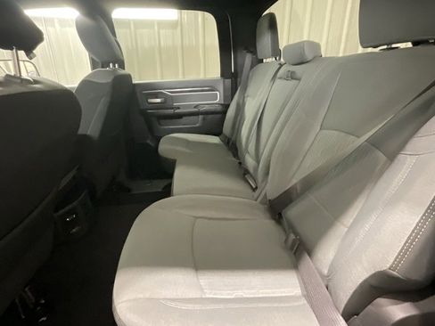 Used 2021 RAM 2500 Big Horn w/ Level 1 Equipment Group image 11