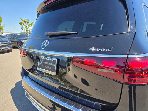 Used 2026 Mercedes-Benz GLS 450 4MATIC image 16