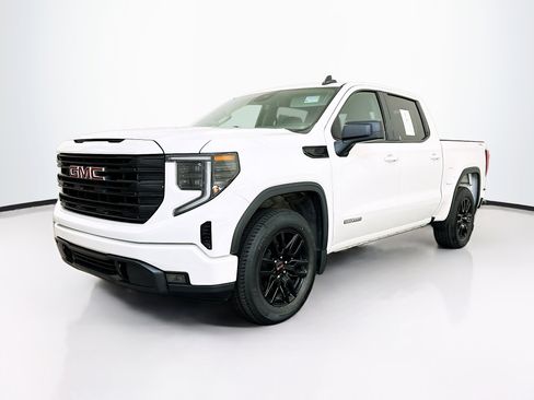 Used 2024 GMC Sierra 1500 Elevation image 3
