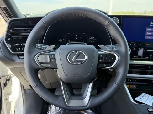 New 2026 Lexus TX 550h AWD Plug-In Hybrid w/ Technology Package image 21