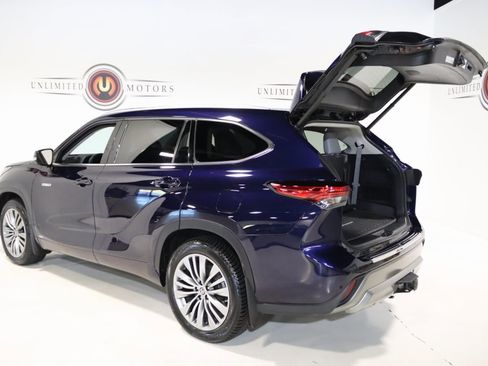 Used 2021 Toyota Highlander Platinum image 35