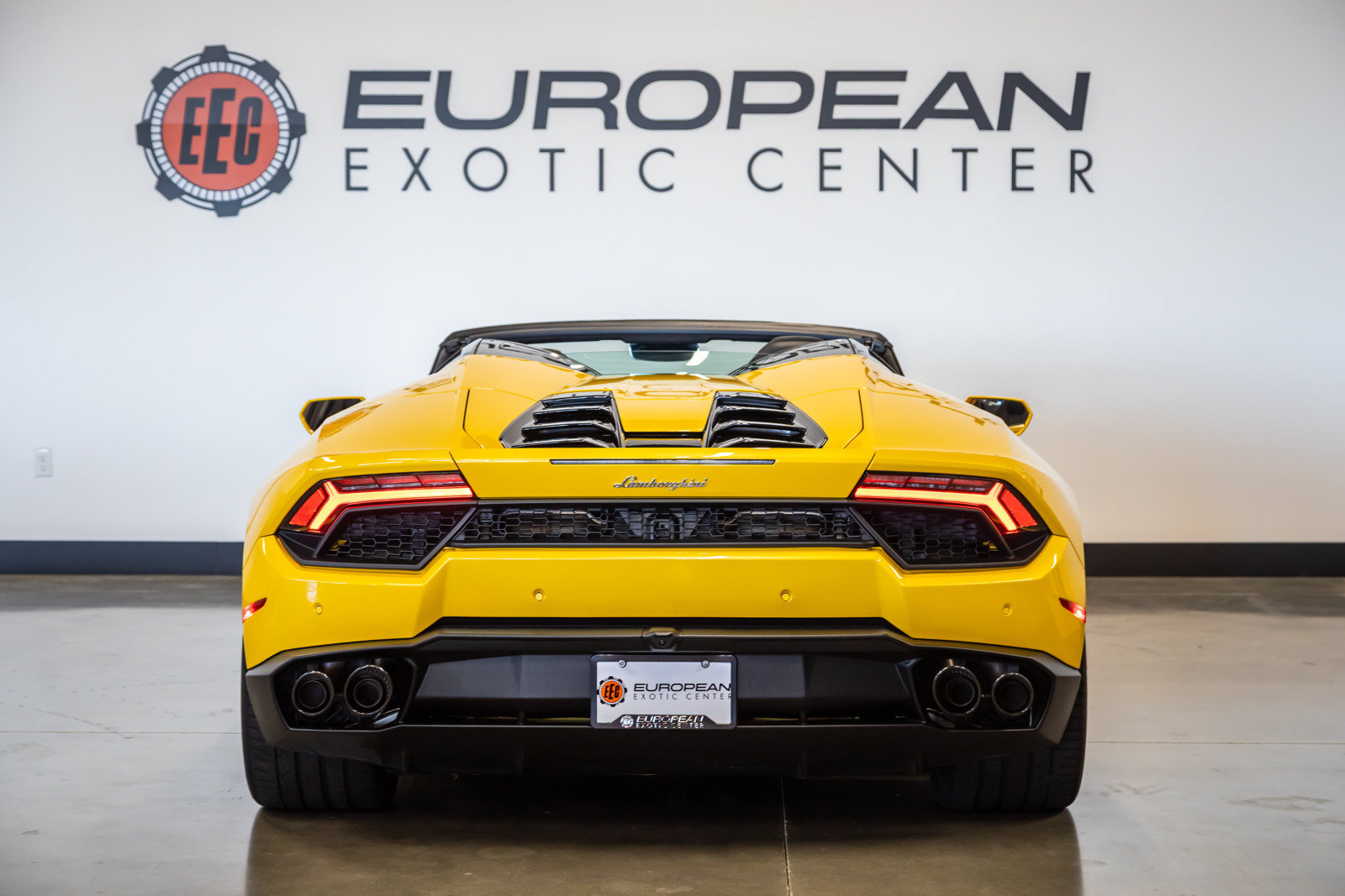 Used 2018 Lamborghini Huracan LP 580-2 RWD image 10