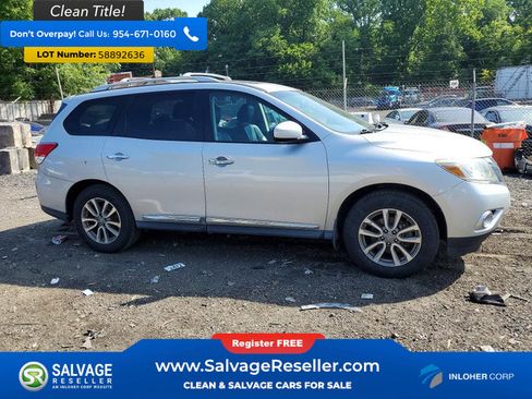 Used 2014 Nissan Pathfinder SL w/ SL Premium Package AWD/4WD image 5