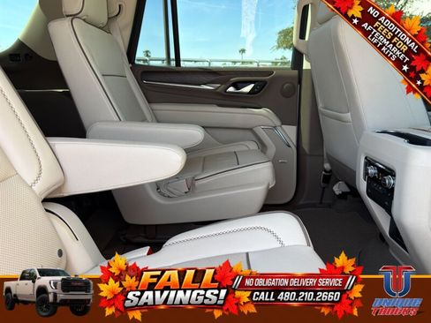Used 2022 GMC Yukon Denali RWD image 26
