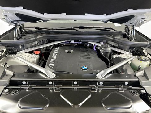 Certified 2026 BMW X5 sDrive40i w/ M Sport Package RWD image 30