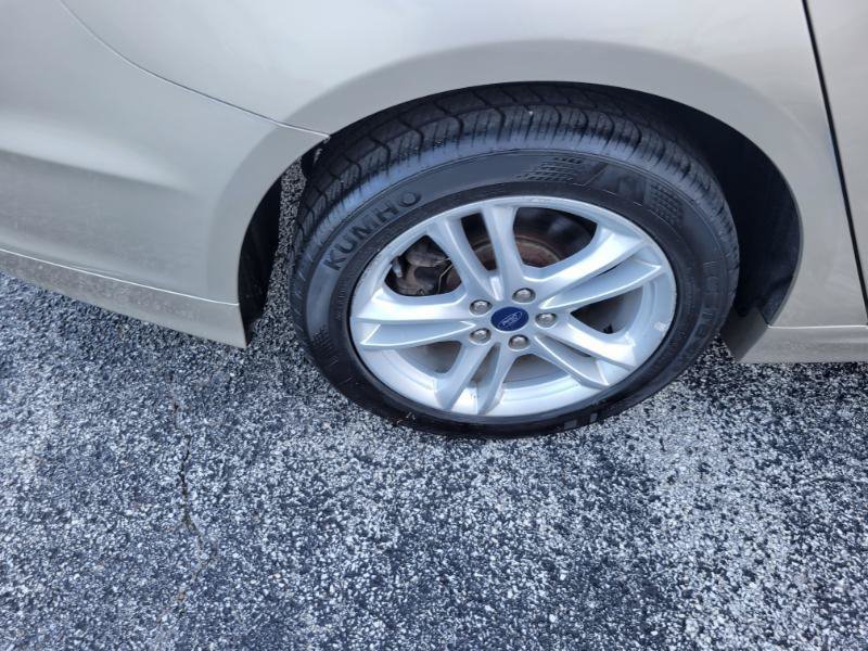 Used 2018 Ford Fusion S FWD image 16