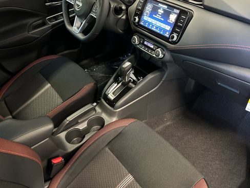 Used 2025 Nissan Versa SR w/ Trunk Package image 16