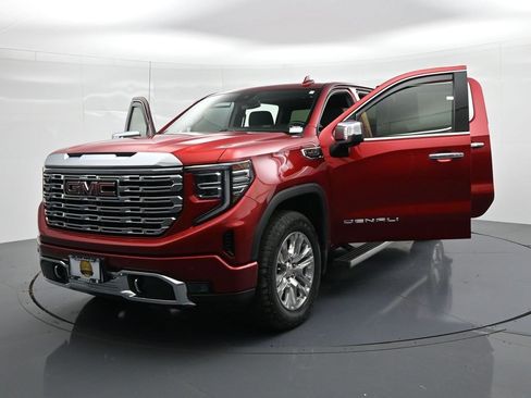 Used 2023 GMC Sierra 1500 Denali AWD/4WD image 27