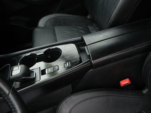 Used 2023 Nissan Rogue Platinum w/ Platinum Premium Package image 17