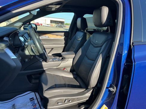 Used 2023 Cadillac XT5 Sportv w/ Platinum Package AWD/4WD image 15