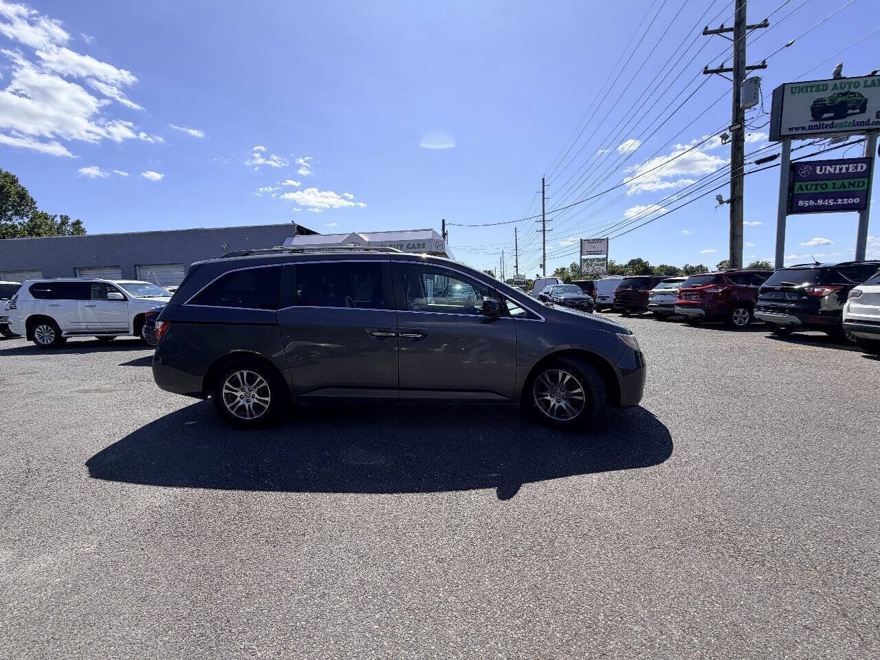Used 2011 Honda Odyssey EX image 10