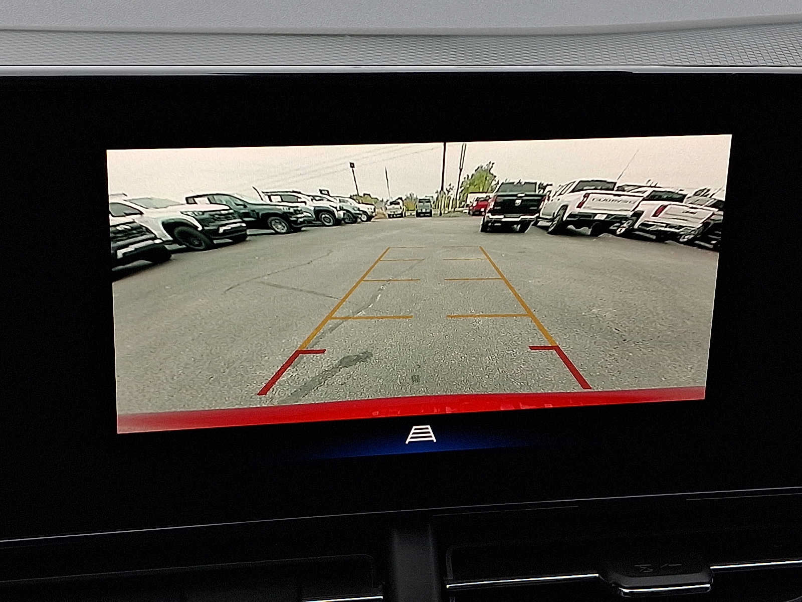 Used 2024 Chevrolet Trax LT w/ Driver Confidence Package FWD image 18