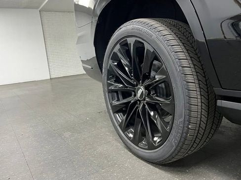 New 2026 Cadillac Escalade Platinum Sport w/ LPO, ONYX Package AWD/4WD image 12