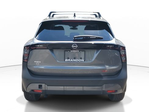 New 2026 Nissan Kicks SR w/ Cold Weather Package AWD/4WD image 6
