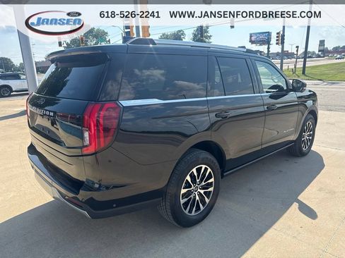 Used 2025 Ford Expedition Platinum AWD/4WD image 7
