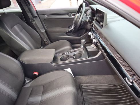 Used 2025 Honda Civic Sport image 25