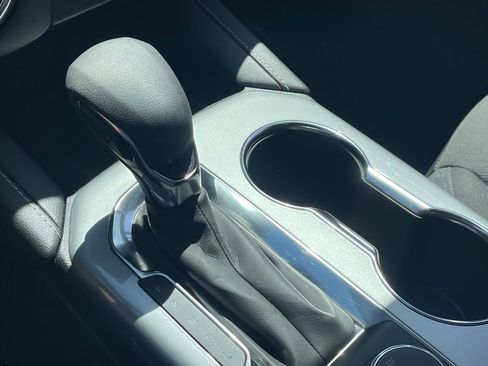 Used 2025 Chevrolet Blazer LT image 7