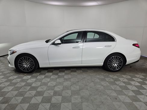 Used 2025 Mercedes-Benz C 300 Sedan image 4