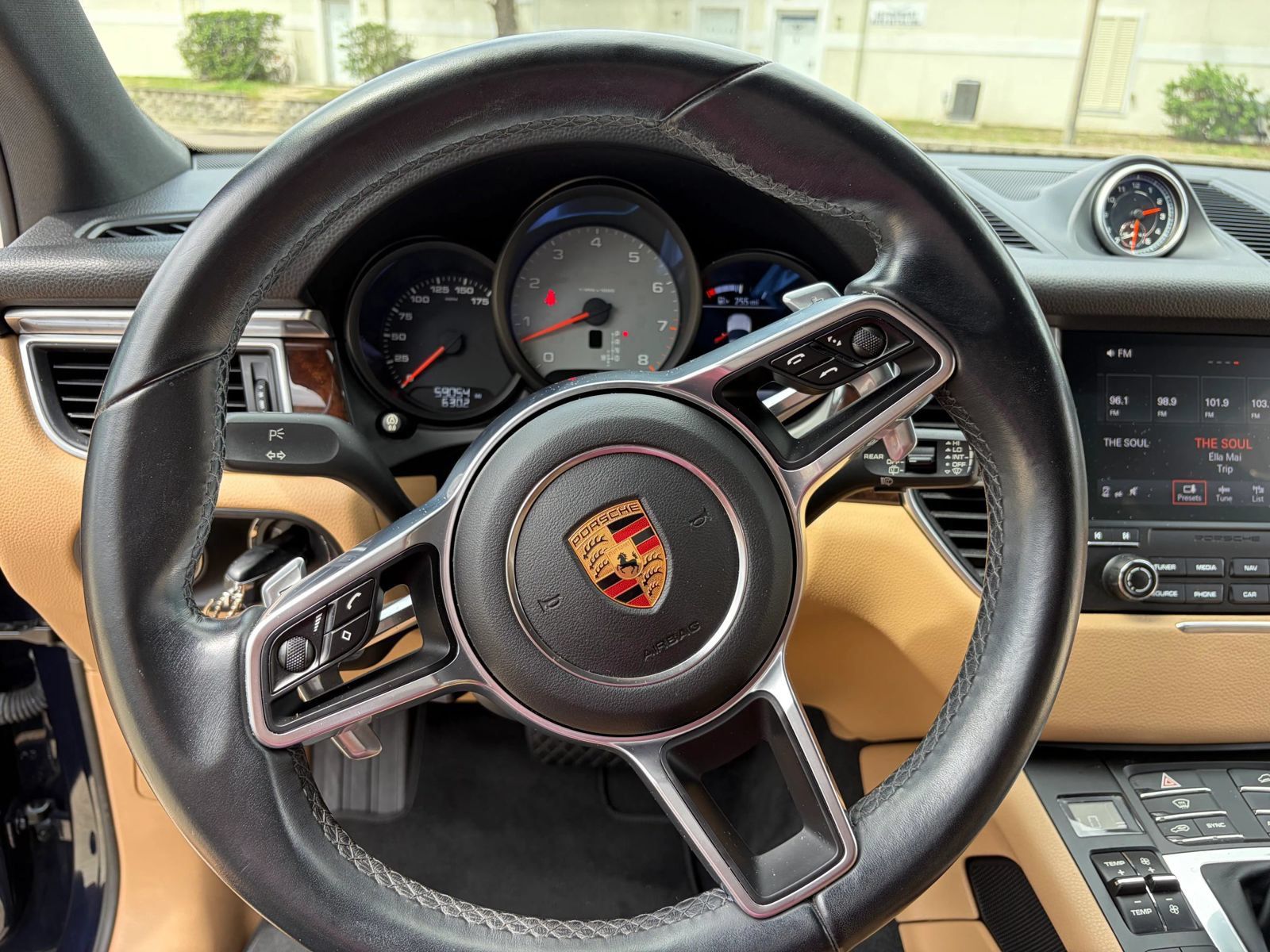 Used 2017 Porsche Macan S AWD/4WD image 30
