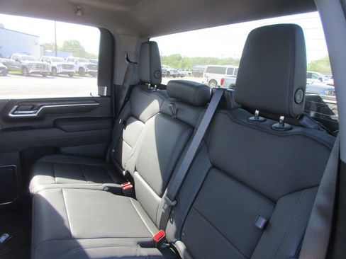 New 2026 GMC Sierra 2500 SLT w/ SLT Convenience Package AWD/4WD image 14