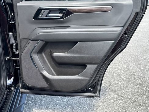 Certified 2025 Chevrolet Tahoe LT image 16