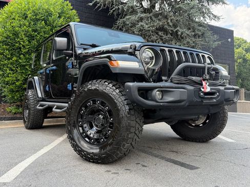 Used 2019 Jeep Wrangler Unlimited Sahara w/ Quick Order Package 24M Moab AWD/4WD image 8