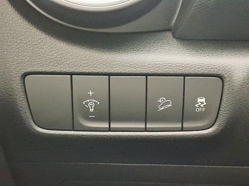 Certified 2022 Hyundai Kona SEL FWD image 22