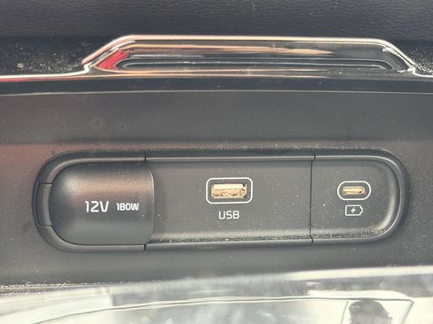 Certified 2023 Kia Sportage LX FWD image 8