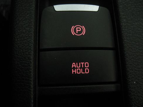 Used 2022 Kia Forte GT-Line w/ GT-Line Premium Package image 17