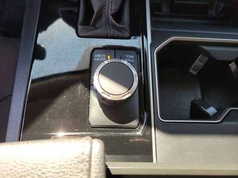 Used 2024 Toyota Tundra SR5 image 24