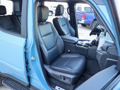 Used 2025 Toyota Land Cruiser image 40