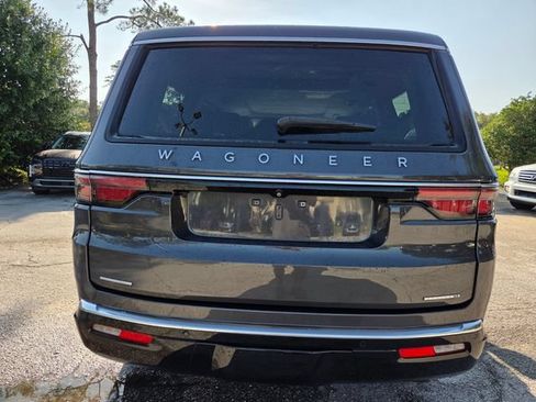 Used 2022 Jeep Wagoneer Series II w/ Convenience Group I AWD/4WD image 6